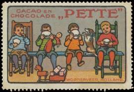 Kinder mit Kakao und Schokolade von Pette