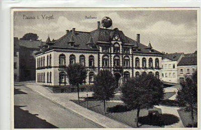 Pausa im Vogtalnd Rathaus 1940